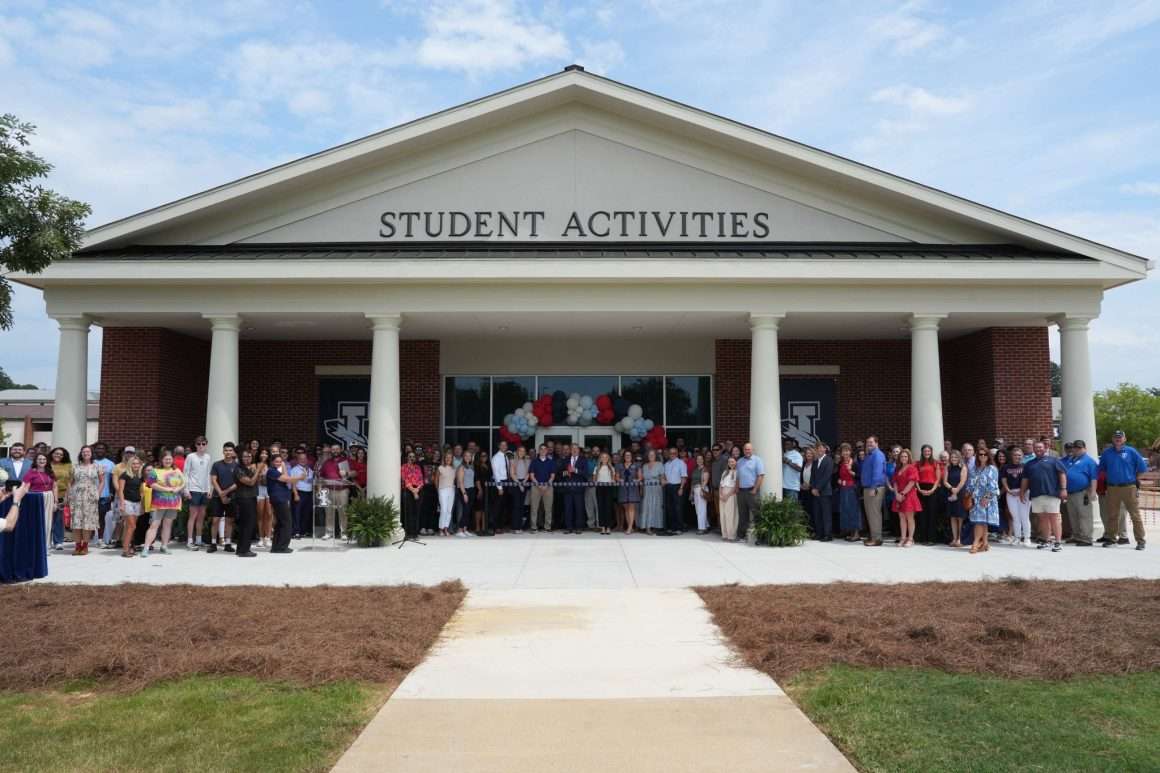 ICC Holds Ribbon-Cutting for Activities Center